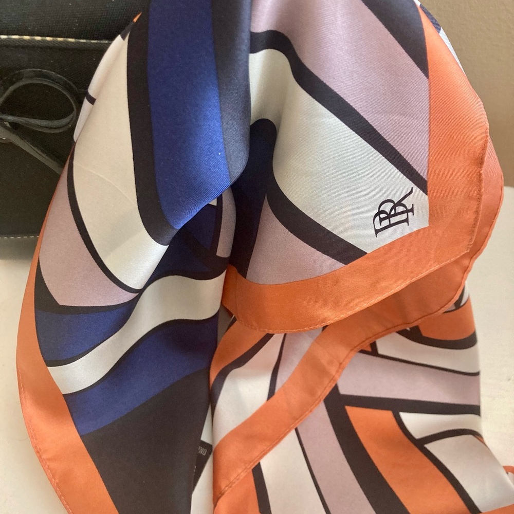 BANANA REPUBLIC vintage silk scarf